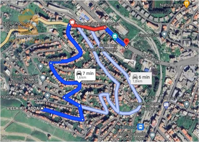 terrain acté dans un quartier résidentiel