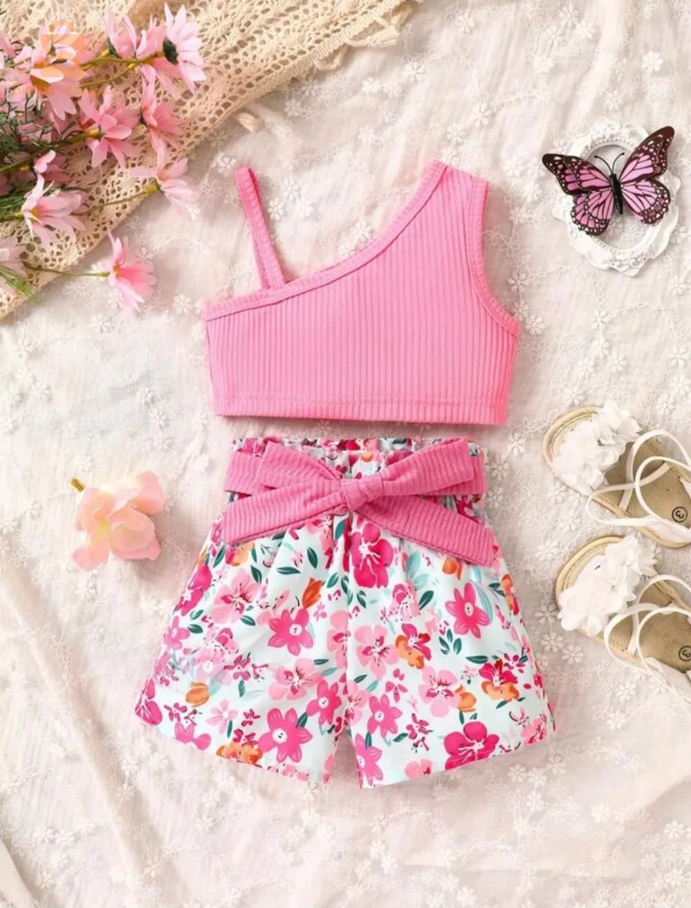 Top Asymétrique À Col Bébé Fille Et Short Imprimé Floral Avec Ceinture.🌙☁️