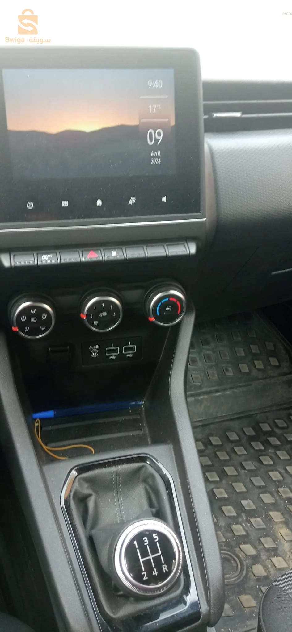 Clio 5 moteur (1.0 Sce) sans turbo boite 5 / 22500 km _année 2022 
n° tel 0556 41 07 88