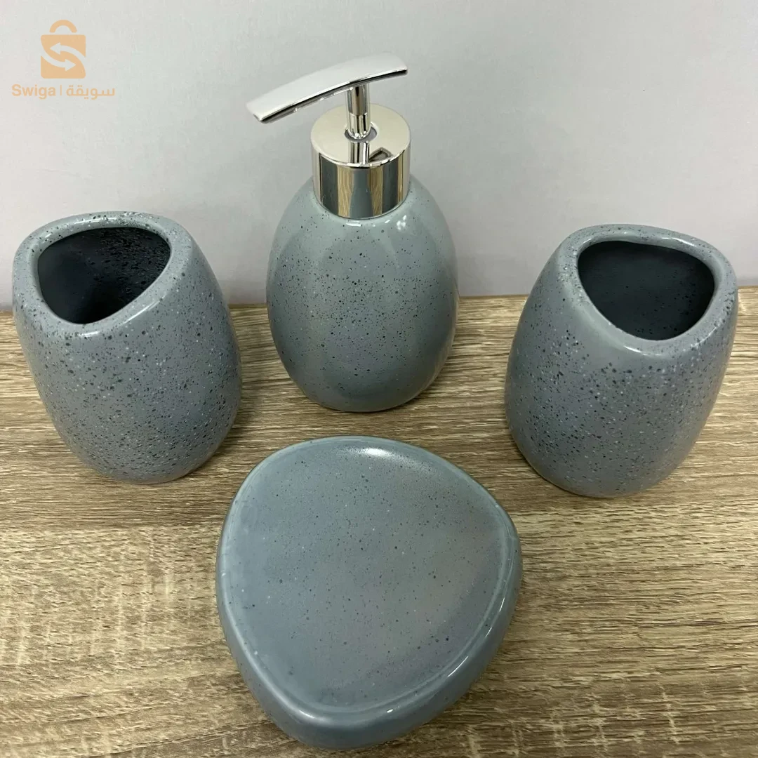 مجموعة حمام مصنوع من السيراميك