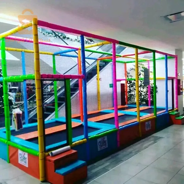 ترامبولين، غرف العاب وماناج. Trampoline, soft play& manege