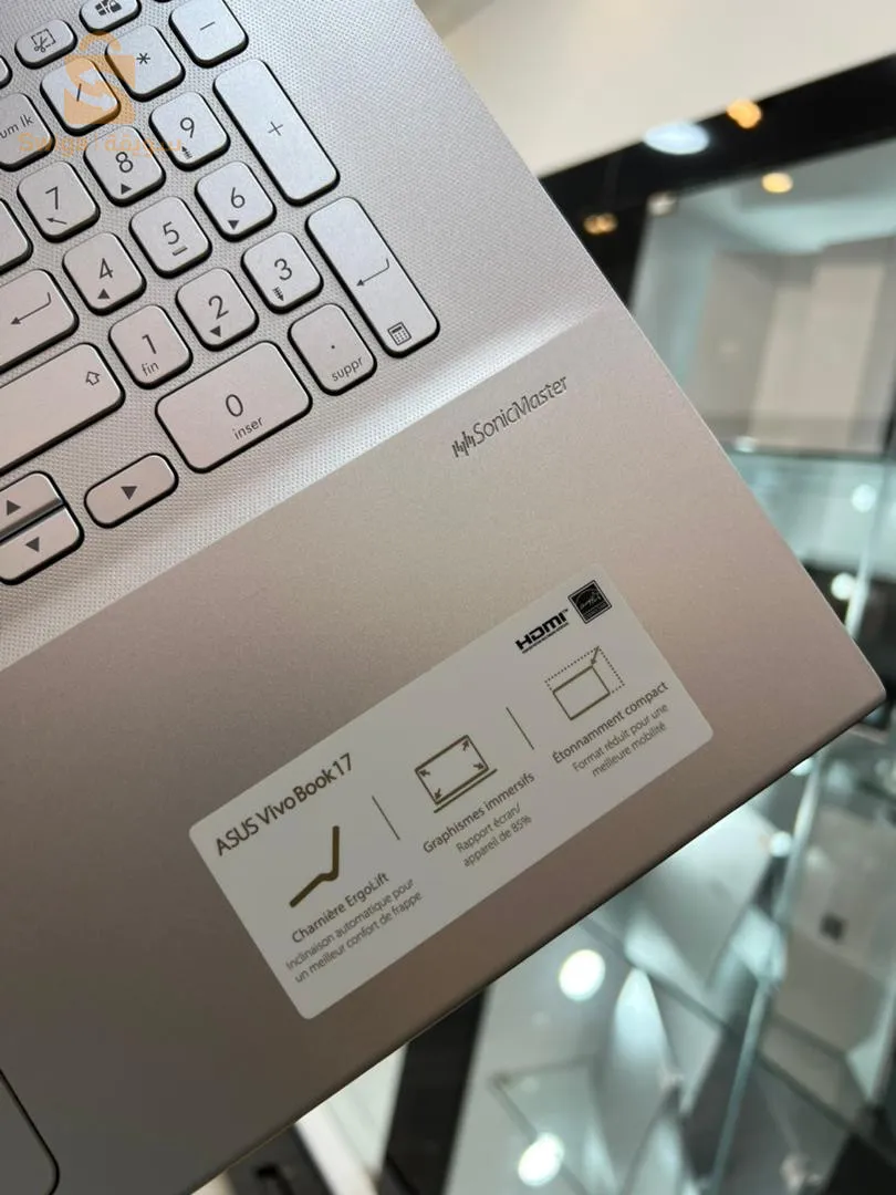 asus vivo book 17