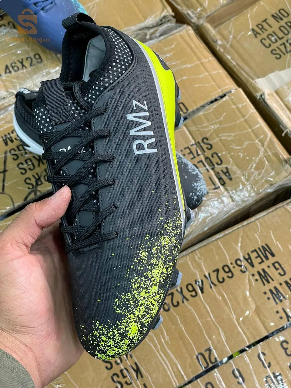 حذاء رياضي crampons RMz Nv model 2