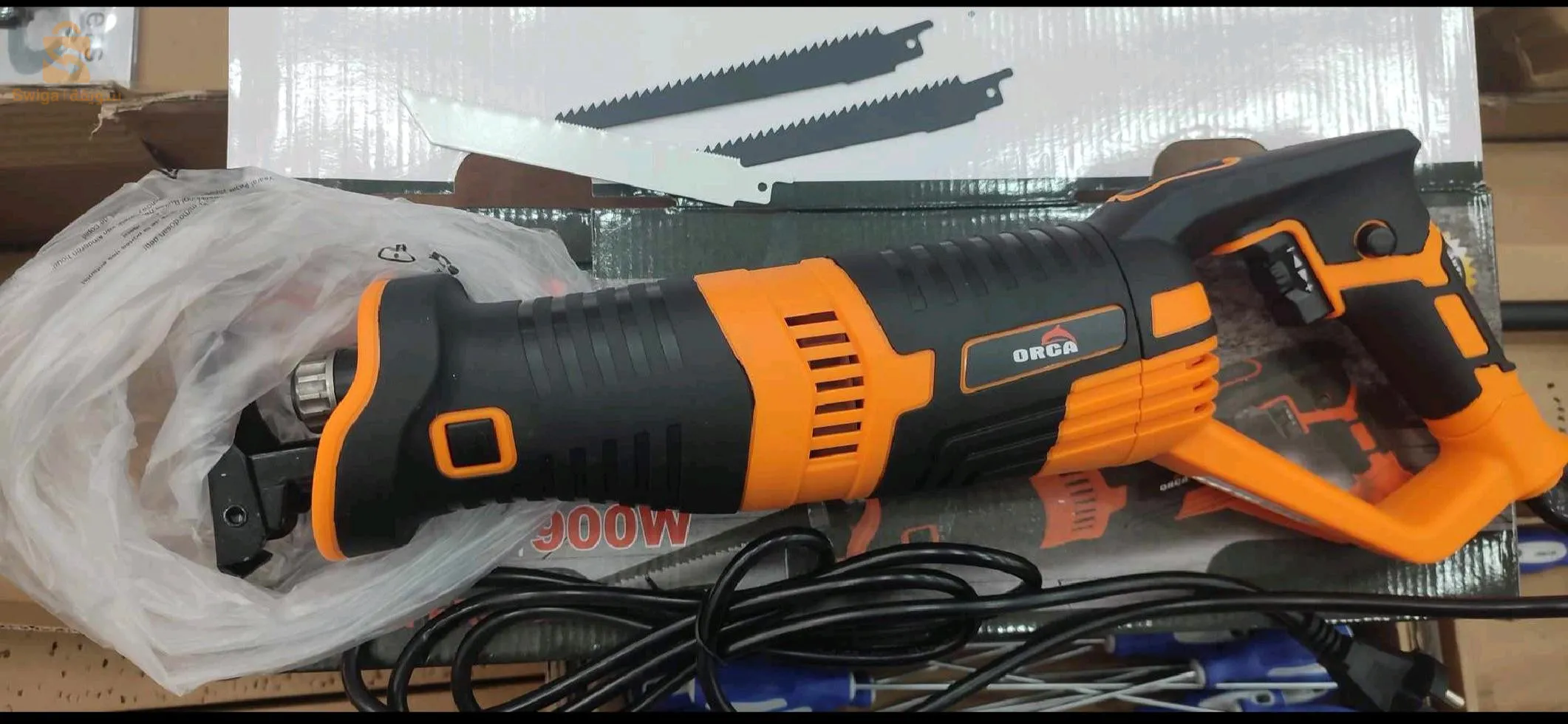 scie sabre ORCA 900W