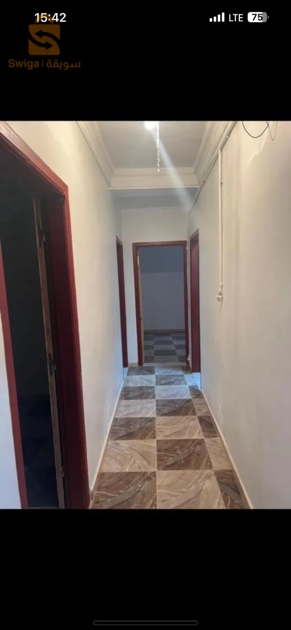 3 appartements ensemble à vendre dans un quartier calme à Sougueur .