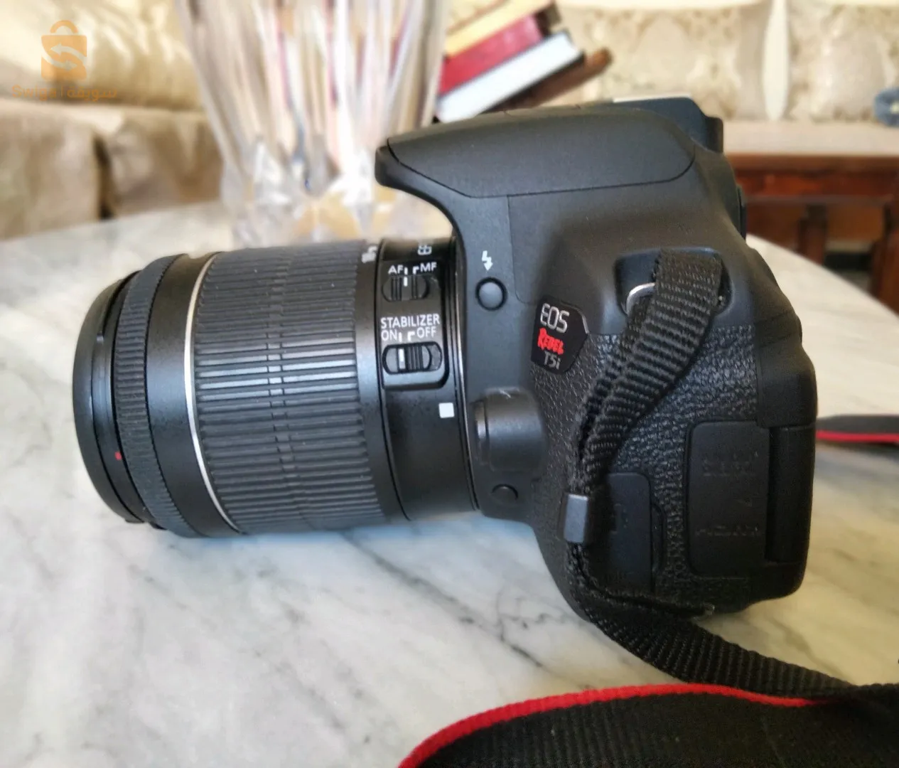 Canon 700d canadien version , Lens 18-55mm + sd card 128go