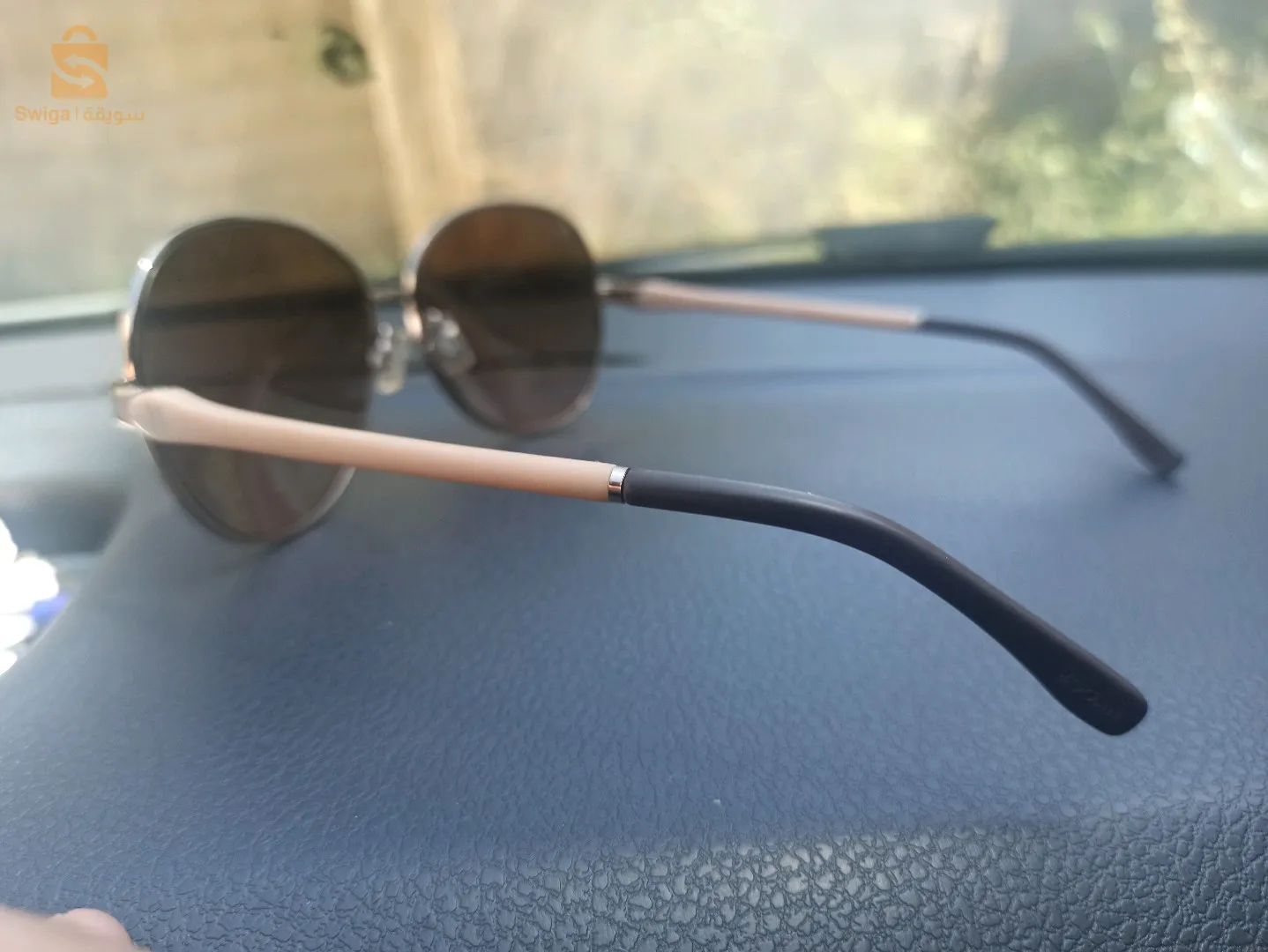 lunette solaire manque HOGAN original collection privée état neuf jamais utilisé