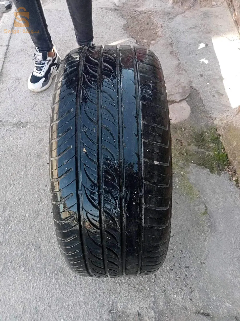 بيع وتصليح العجلات المستعملة و البيع بالجملة