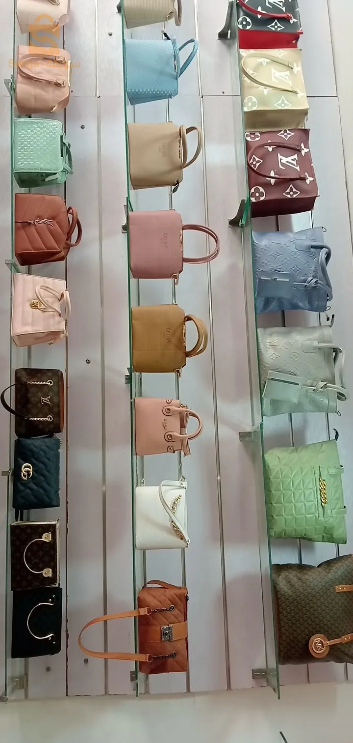 سلع لبيع قاع كيم درات محل حاسي بونيف 
0777392968