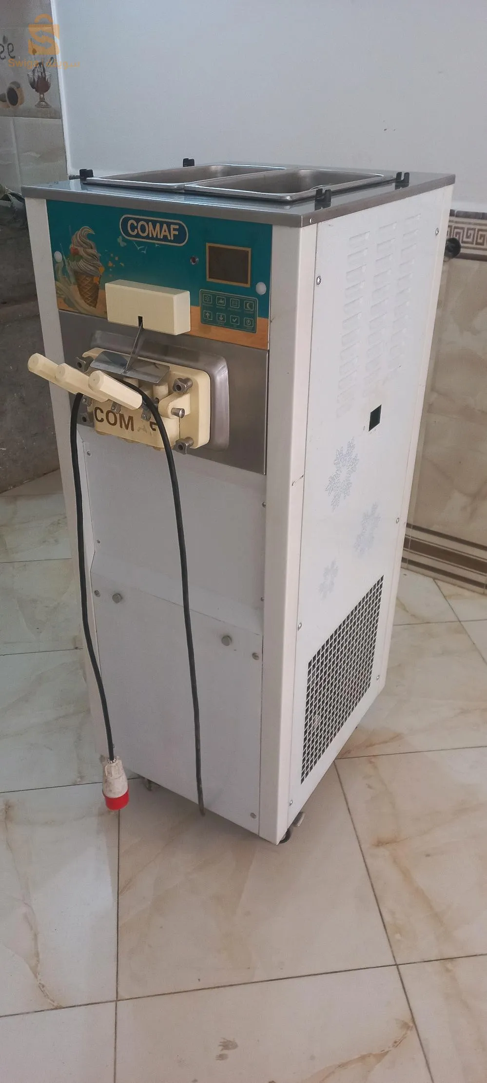 آلة مثلجات