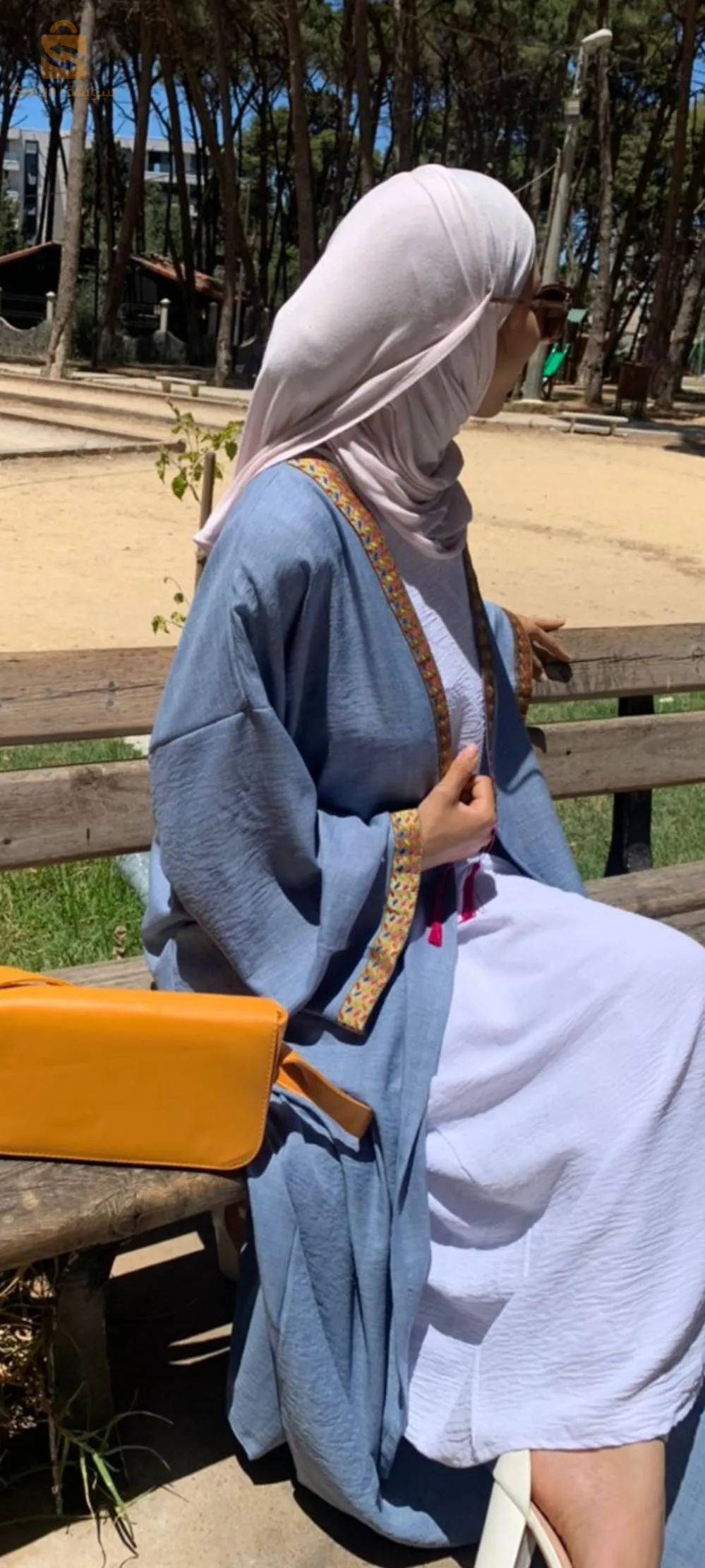 كيمونو  عباية