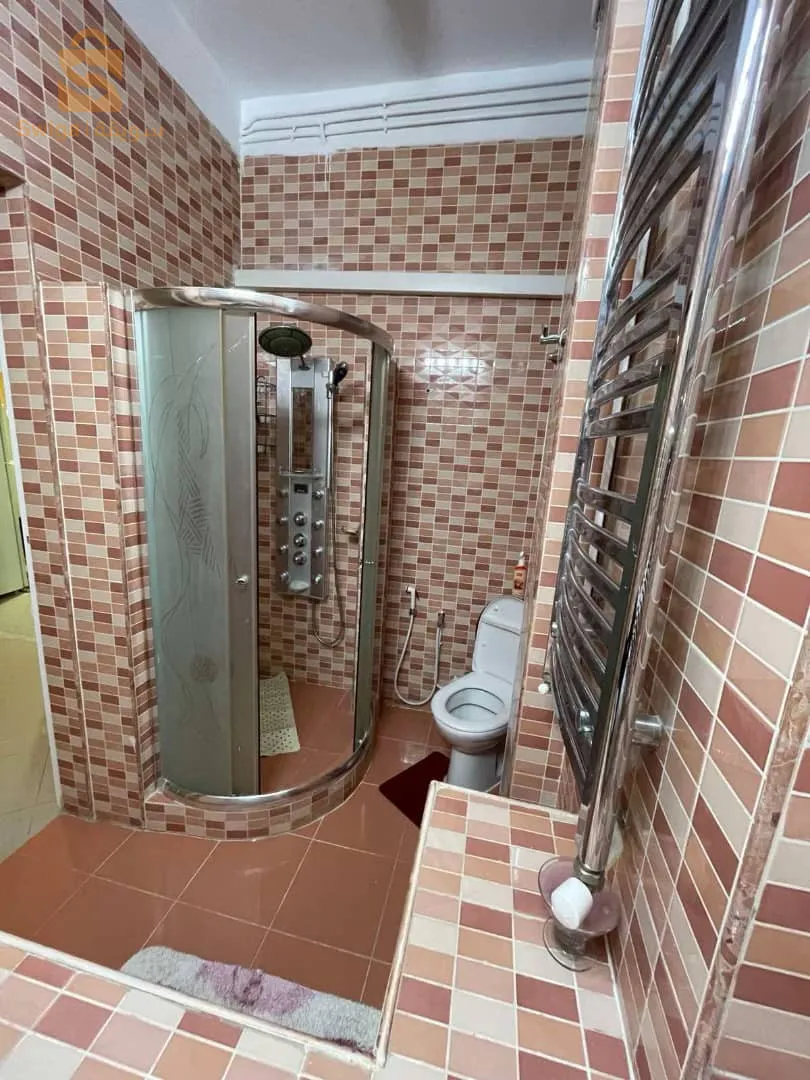 F3 très propre meublé + box du voiture