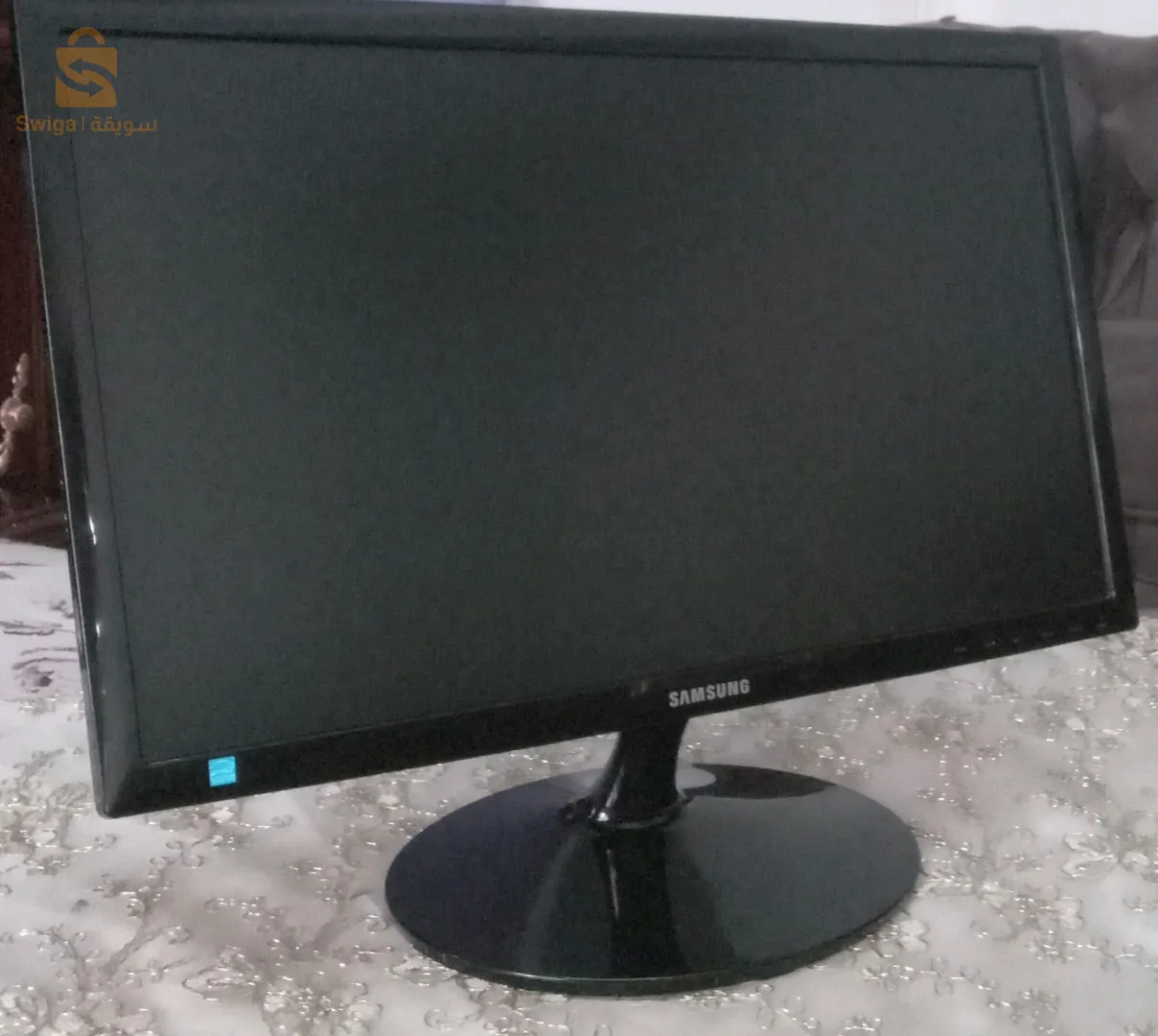 ÉCRAN MARQUE SAMSUNG  22"