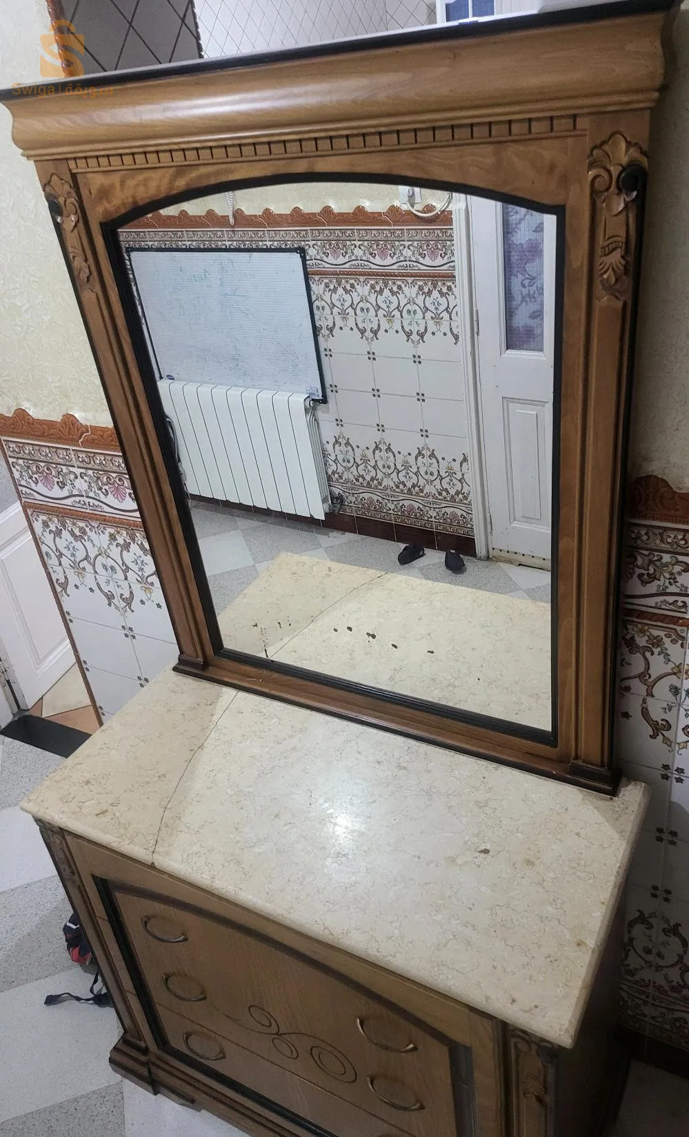 غرفة نوم كاملة نوع الخشب الزان