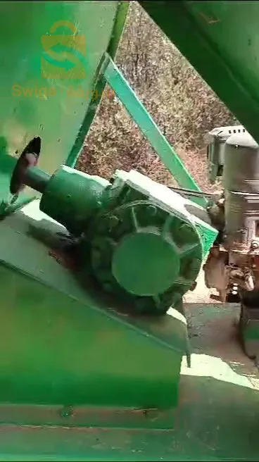 آلة رحي الاعلاف و التبن و الاغصان broyeur aliment