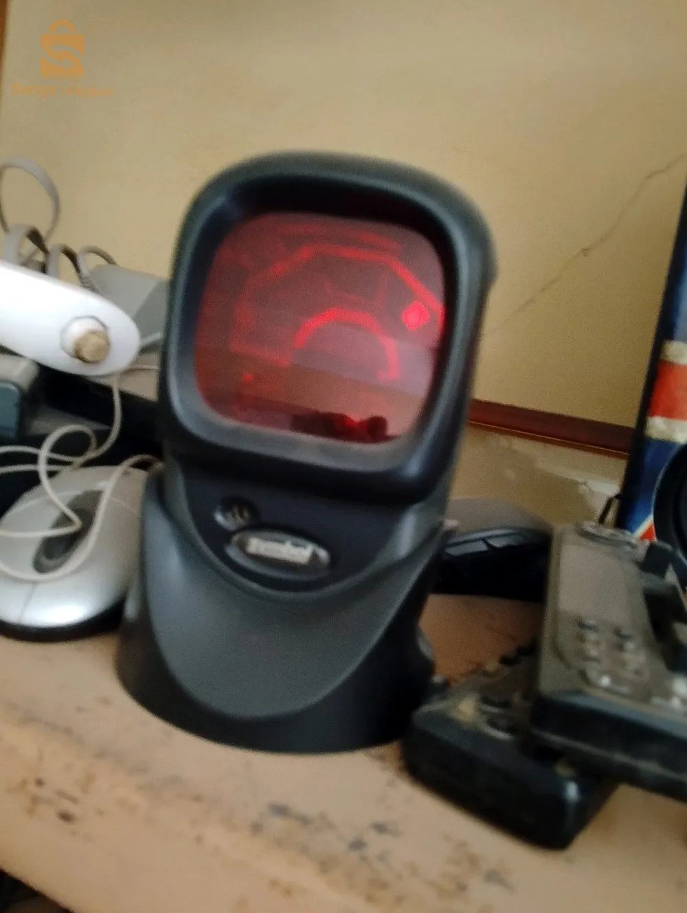 Lot d'antiquités outils meubles