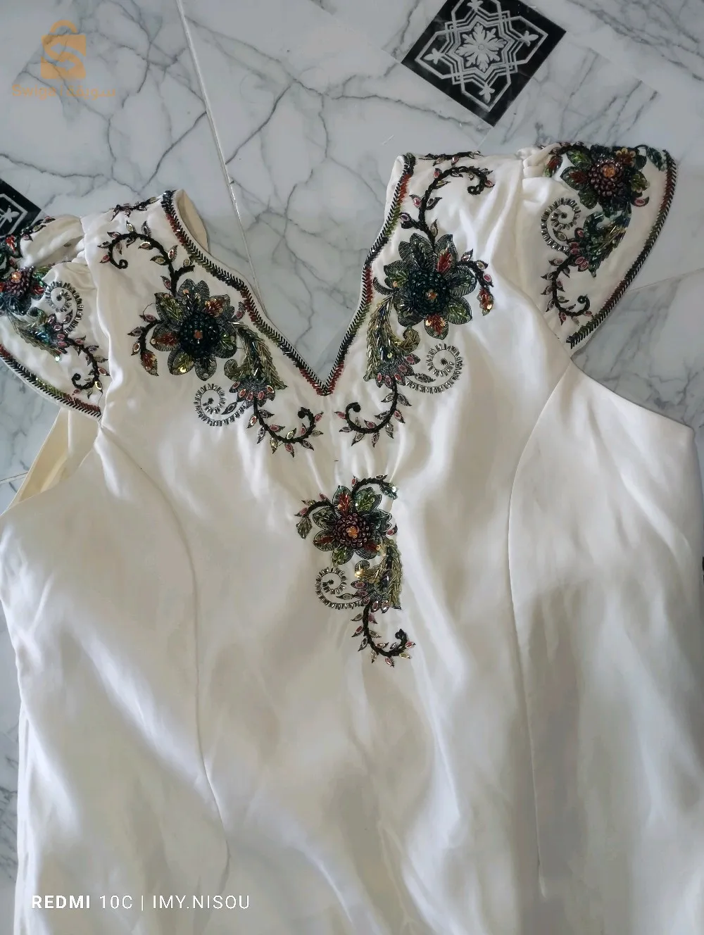 ڨندورة بيضاء