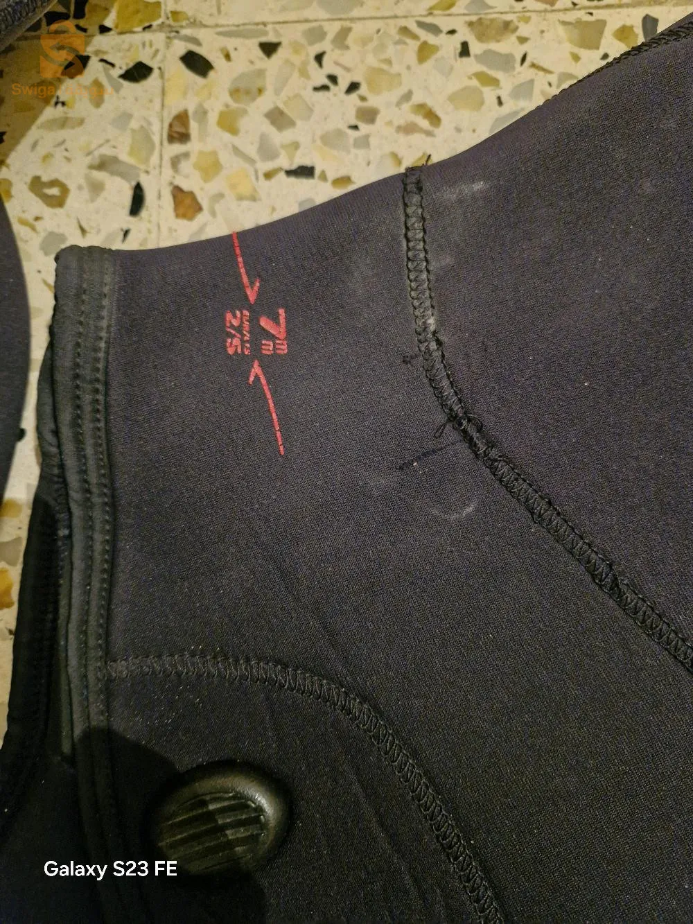 بيع بدلة الصيد في حالة جيدة