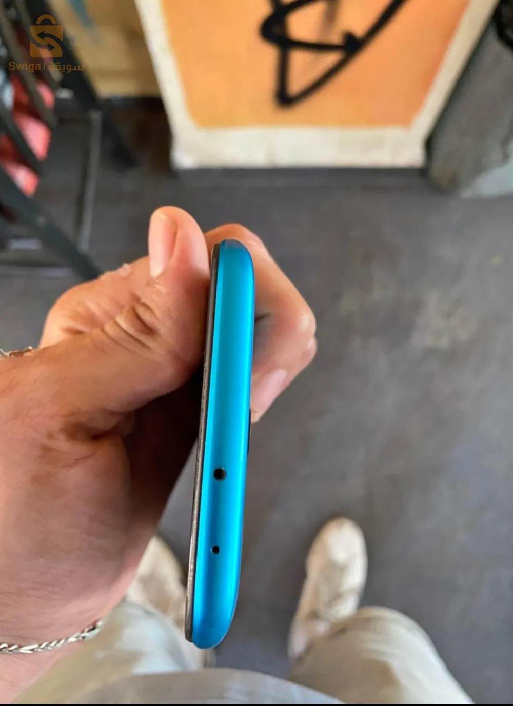 Redmi 9 Global version (rare version) 
3GB RAM/32GB ROM
Ocean green