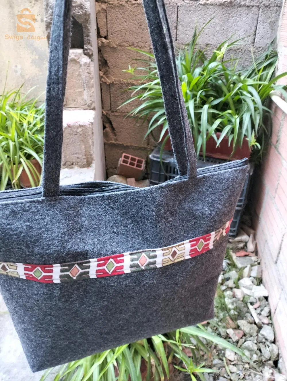 للبيع لوازم نسإية