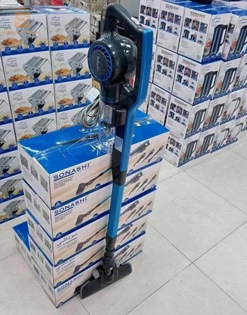 مكنسة كهربائية