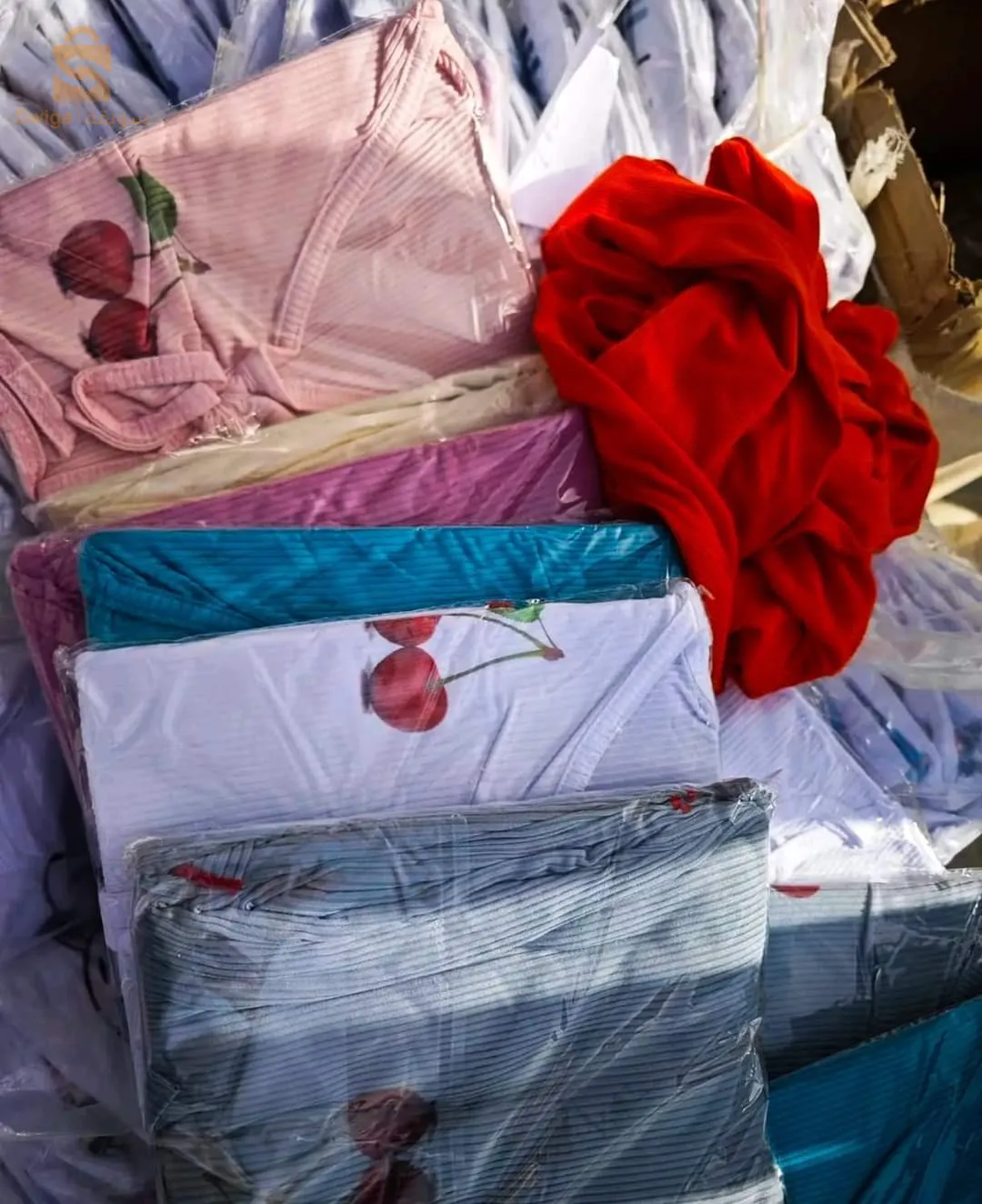 بيجامة حلوة بسومة حلوة 🍒