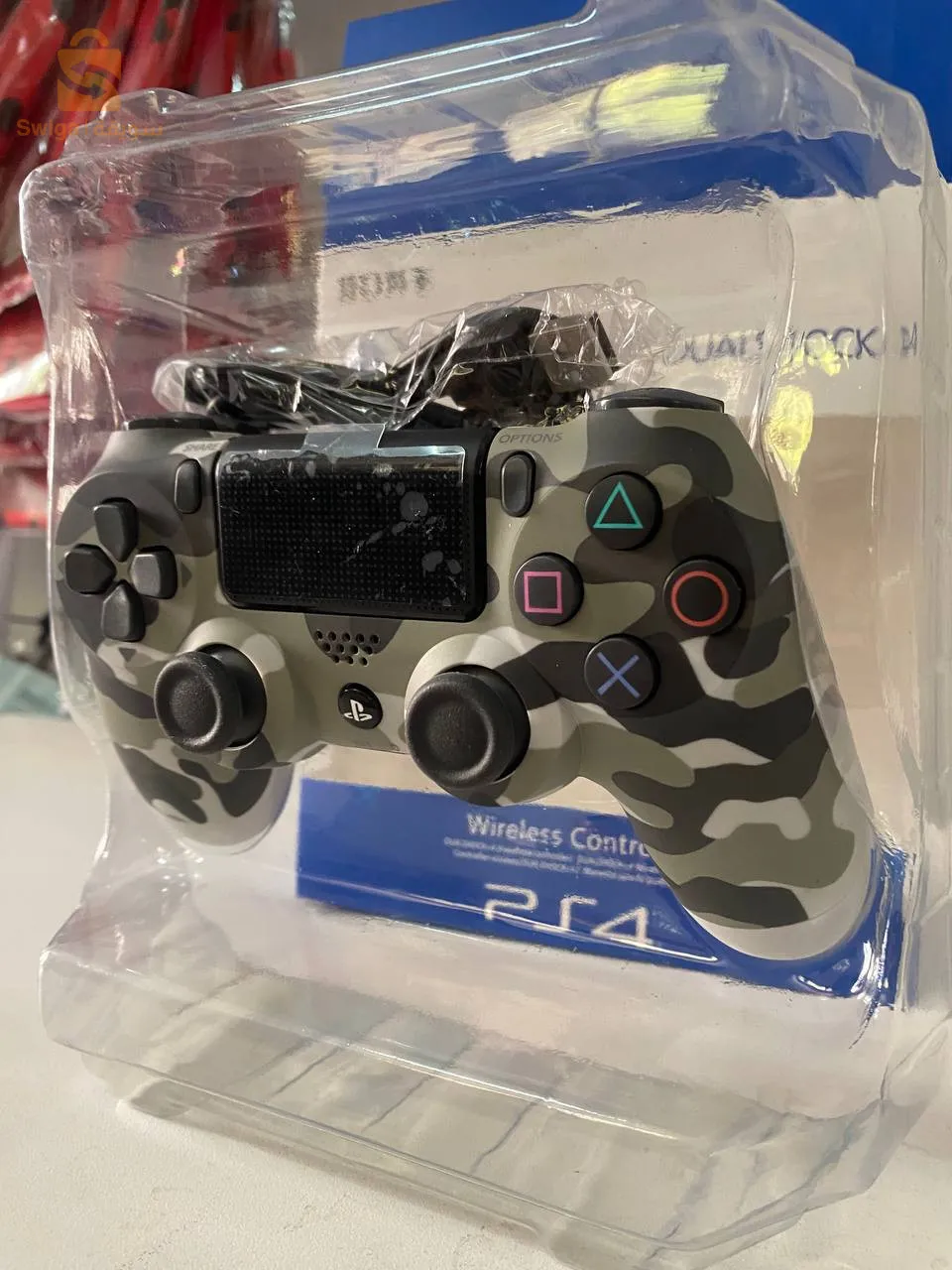 وحدة تحكم سوني دوال شوك اللاسلكية لجهاز بلاي ستيشن 4، بطارية قابلة للشحن (نسخة عالية)