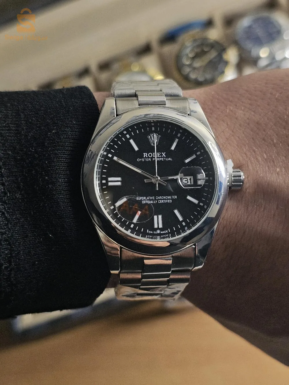 montre Rolex oyster perpetual La qualité AAA 👌 acier inoxydable 🦾 علامة رولكس 👑 موجودة على كل جزء من أجزاء الساعة داخل الساعة و على ظهر الساعة و في الجزء المخصص بتعديل الوقت و على قفل الحزام و على ظهر الحزام 👑👑👑