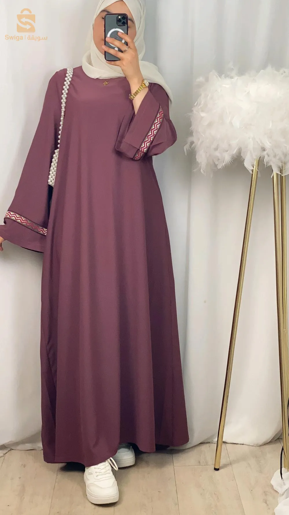 Instagram:  bouchra._brand