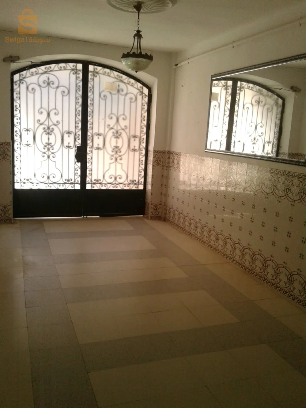 vends appartement avec grand garage