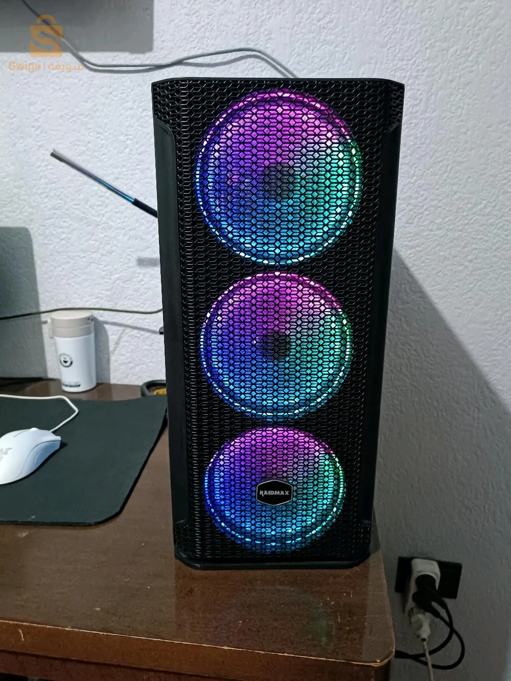 5600g
carte graphique Vega 8
RAM 16g 3400hz RGB
carte mère Asus b450m-k
SSD 512g
boitier raidmax f01
alimentations 600w
écran matos msg 241
clavier redragon k617 fizz
souris Razer death adder