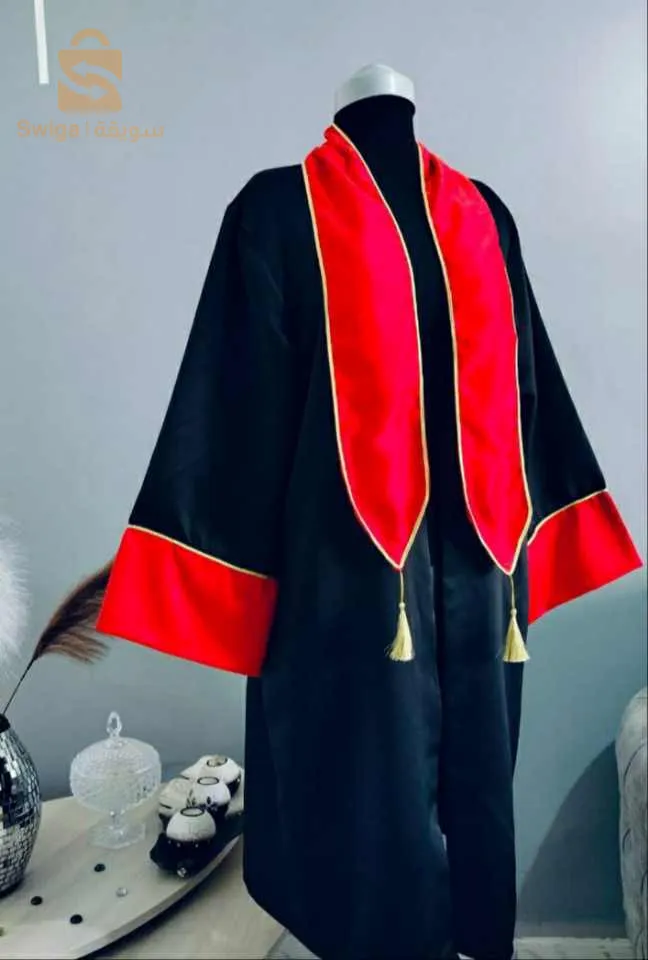 كراء ملابس التخرج بمختلف الالوان ، موديلات عصرية راقية للكراء و الشراء ✅ السعر ✅ الجودة ✅