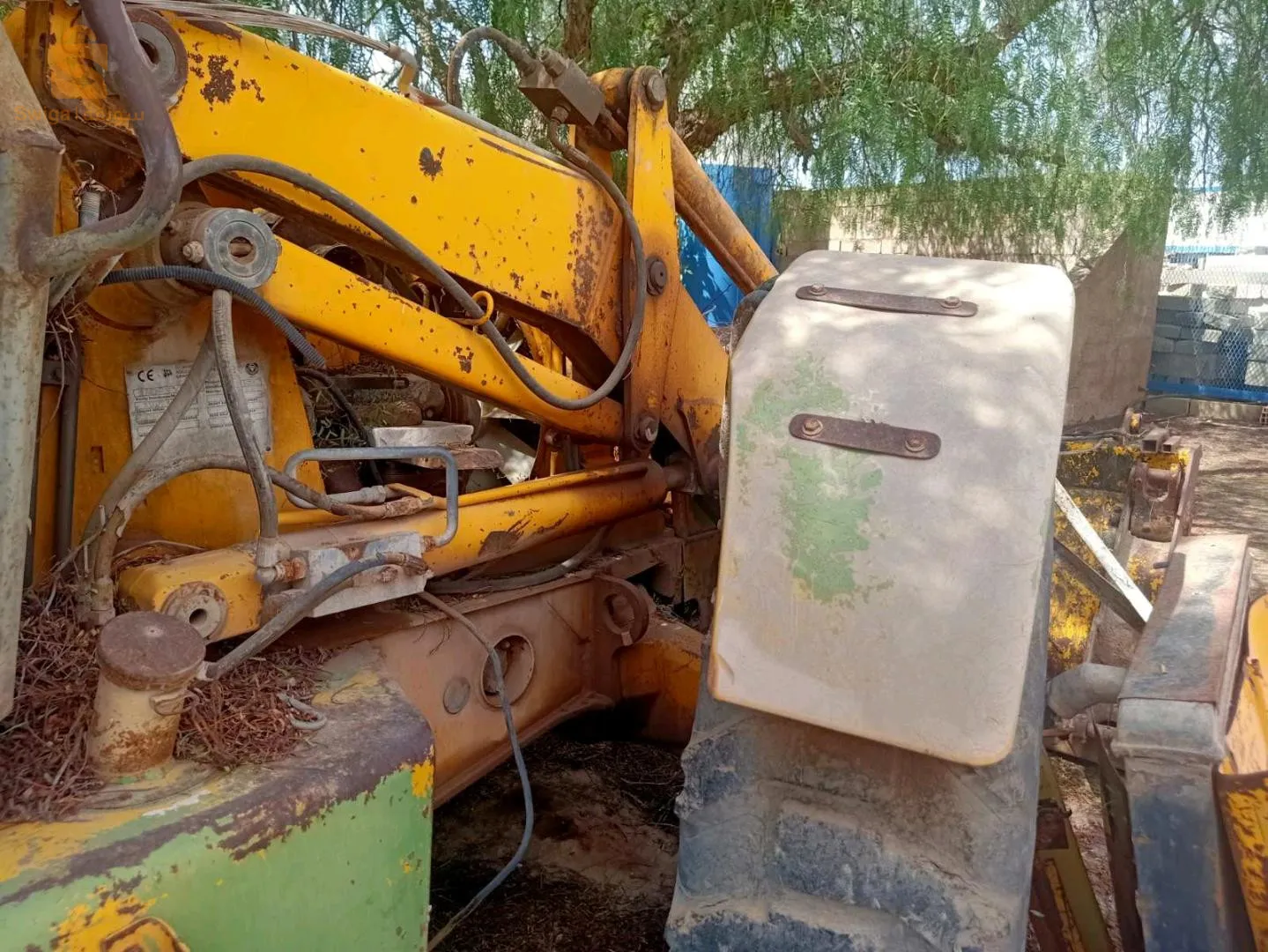 JCB 4CX