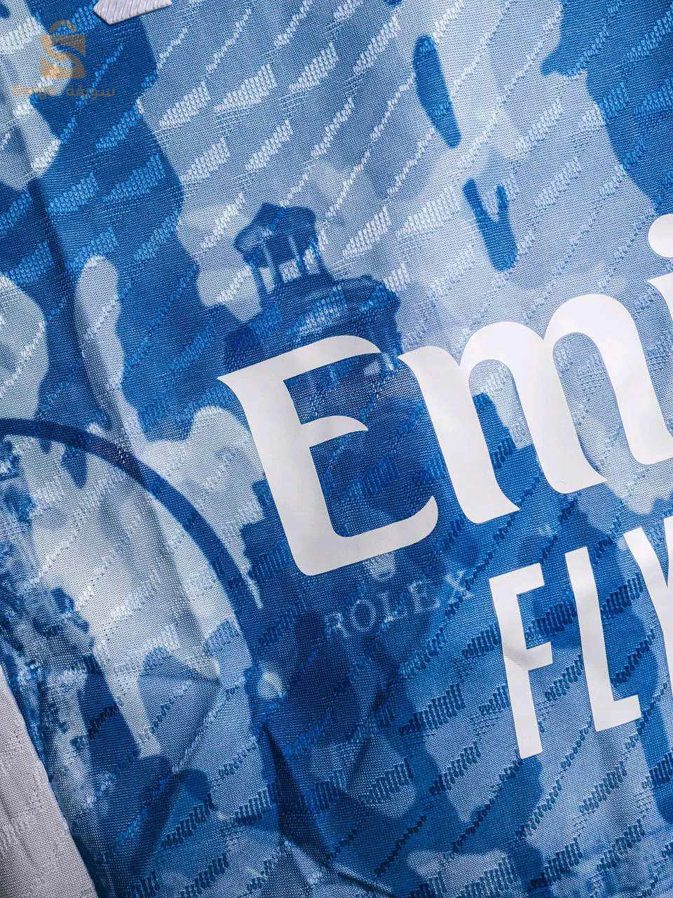 كل ما يخص أقمصة كرة القدم متوفرة عندنا