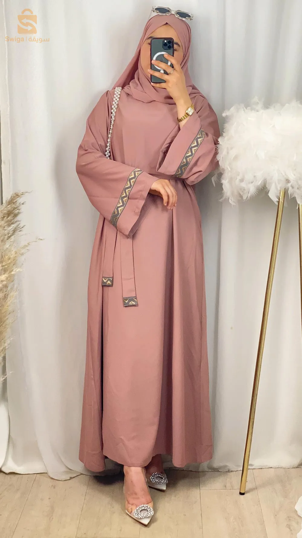 Instagram:  bouchra._brand