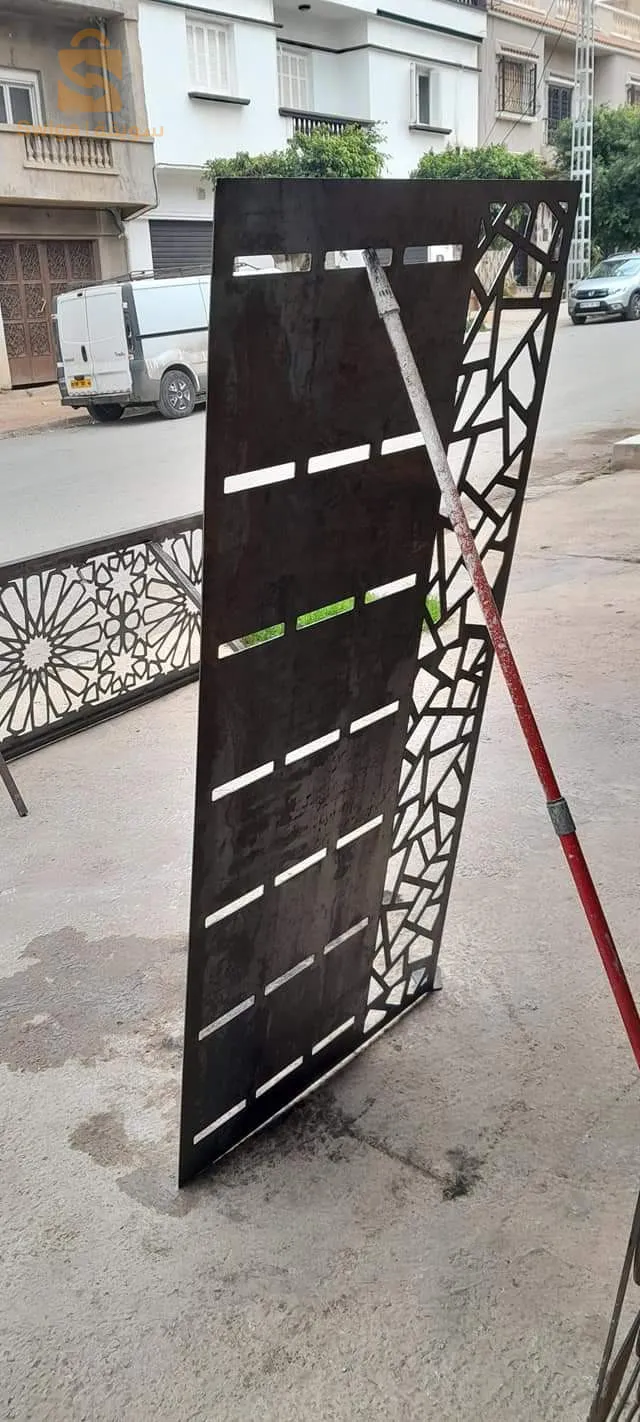 عين لحجر سعيدة