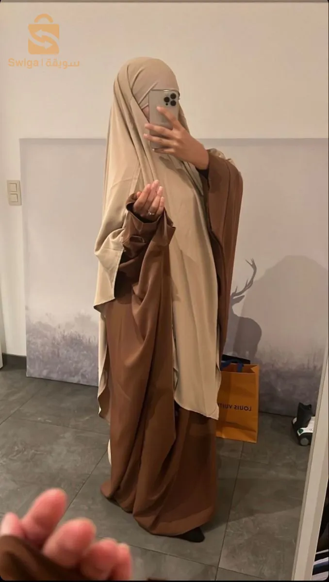 عباءة فراشة
