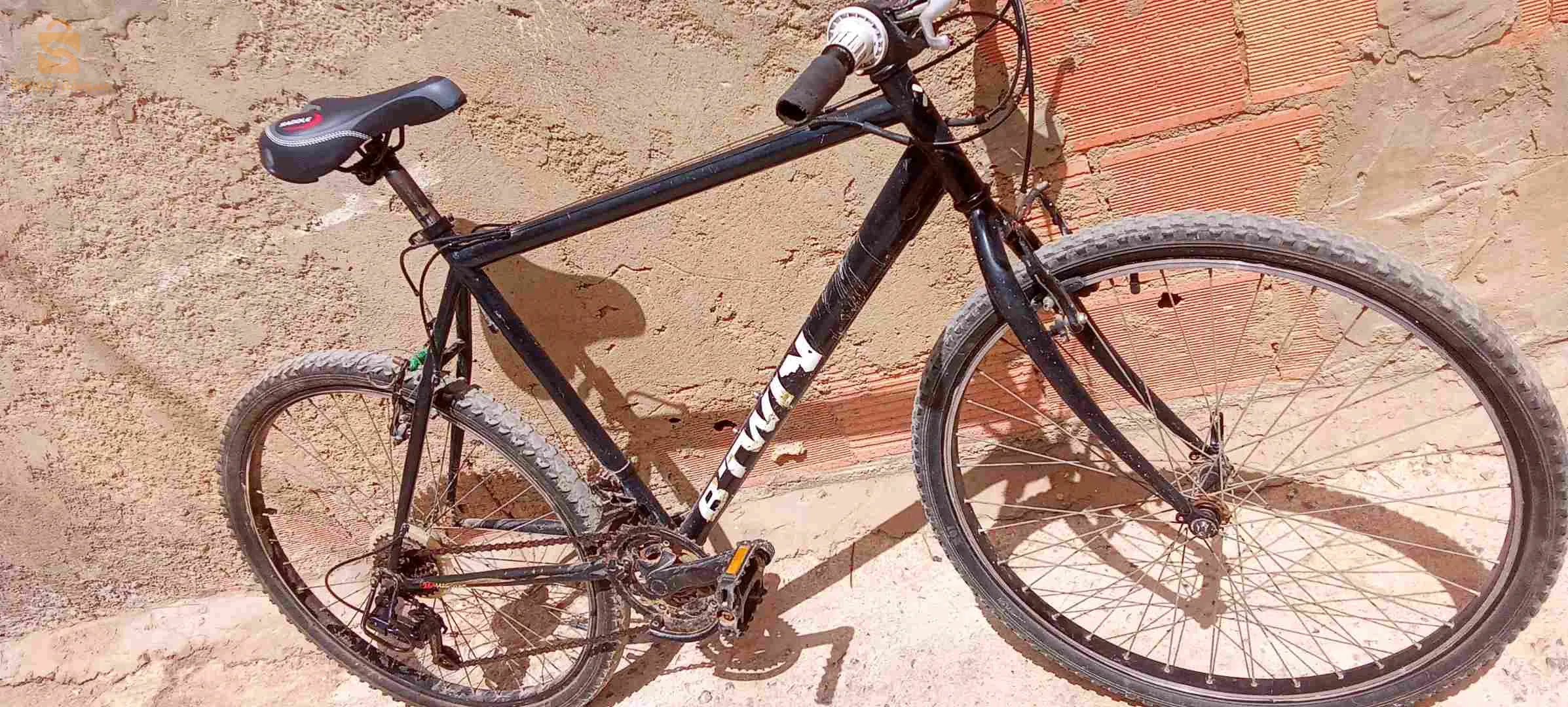دراجة هوائية من نوع BTWIN