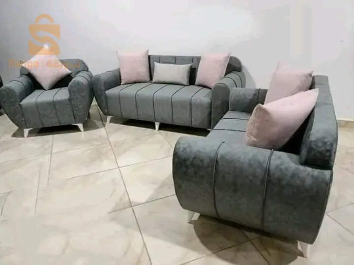سلعة لوزي