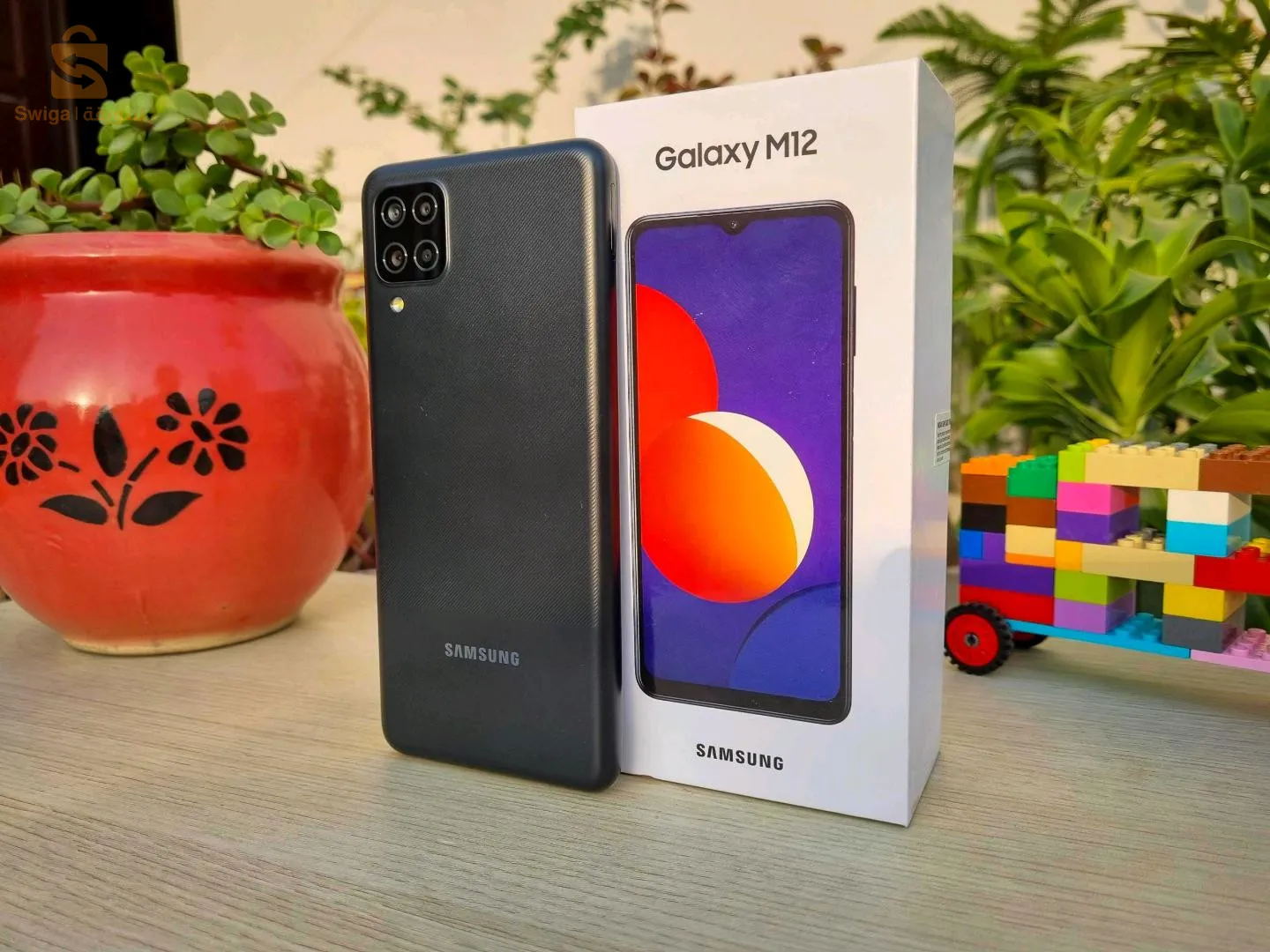 Samsung M12