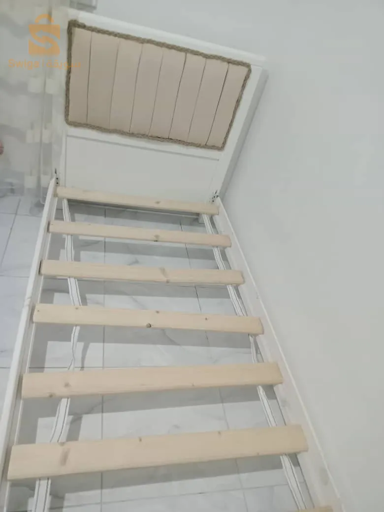 3 اسرة بحالة  جيدة جدا 
في 3 ب زوج ملاين و ربع ميا