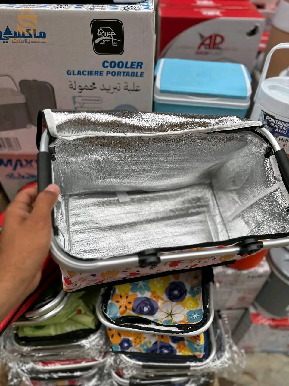 حافظة الطعام وعازلة للحرارة