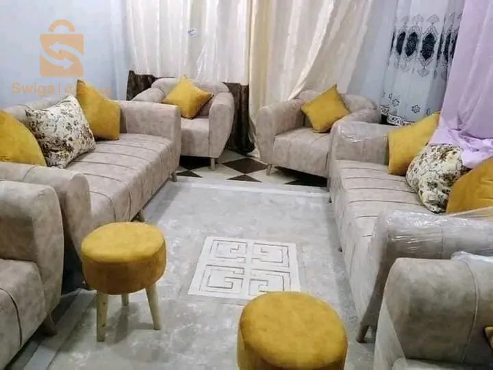 سلعة لوزي