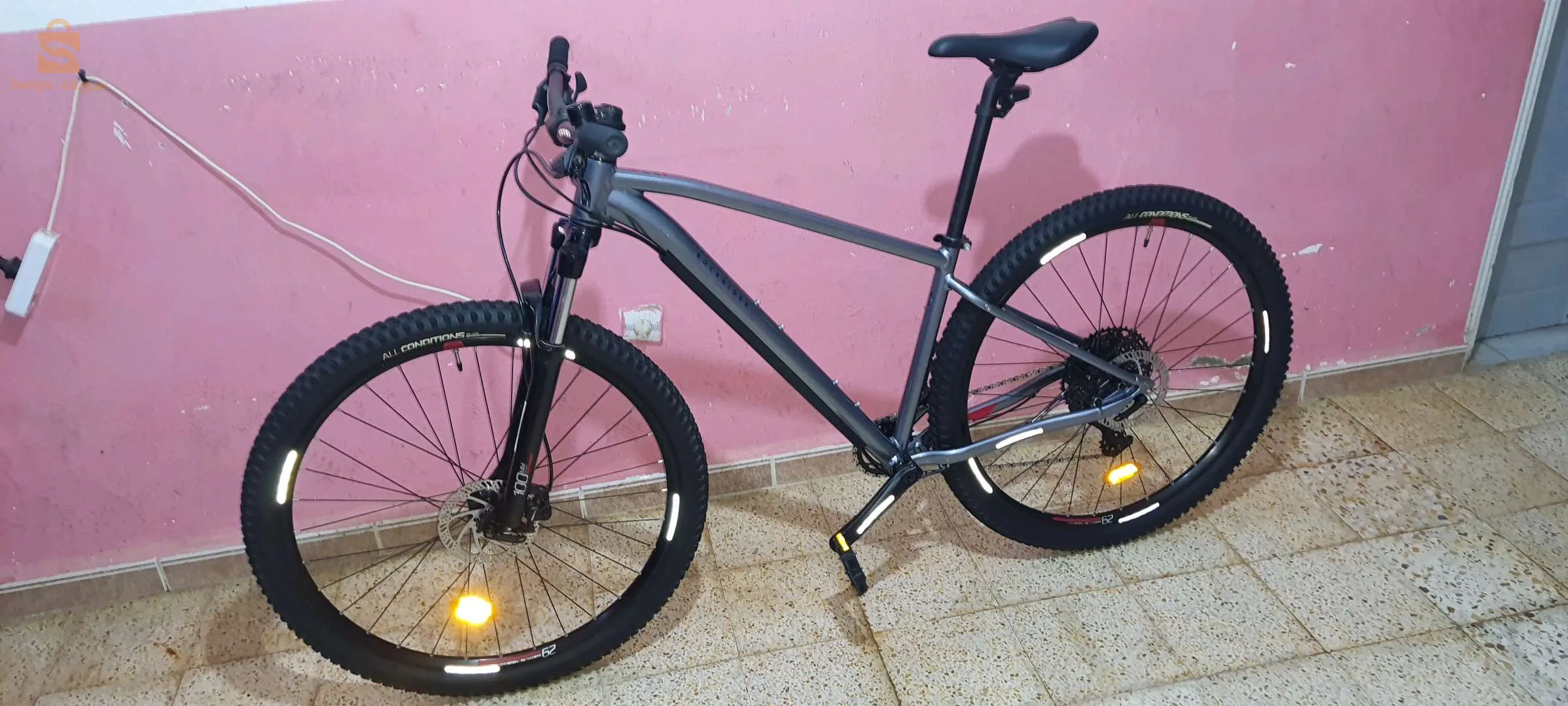 دراجة هوائية مشاءالله جديدة 
rockrider 29L