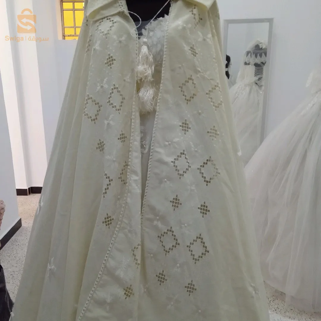 location robe blanche tasdira