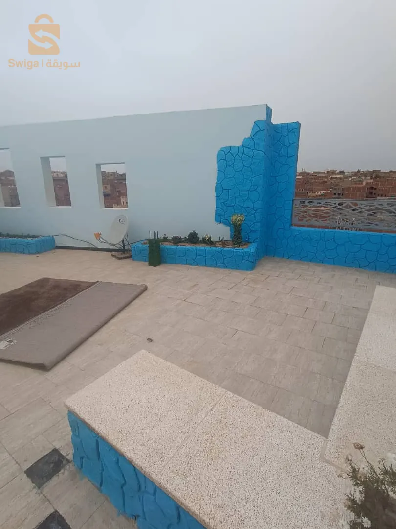 فيلا للبيع بمسبح في تونان دائرة الغزوات ولاية تلمسان