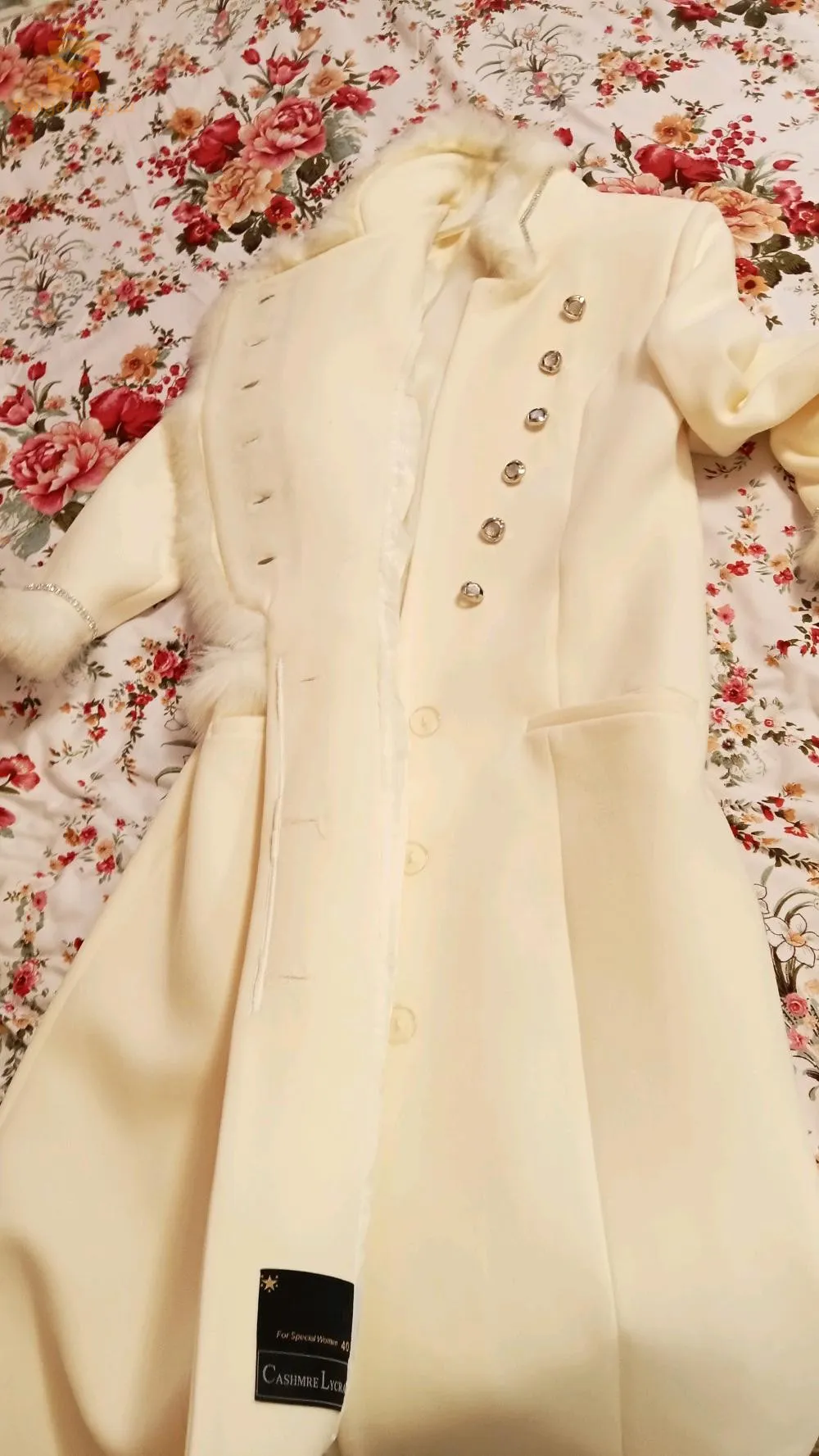 معطف المناسبات