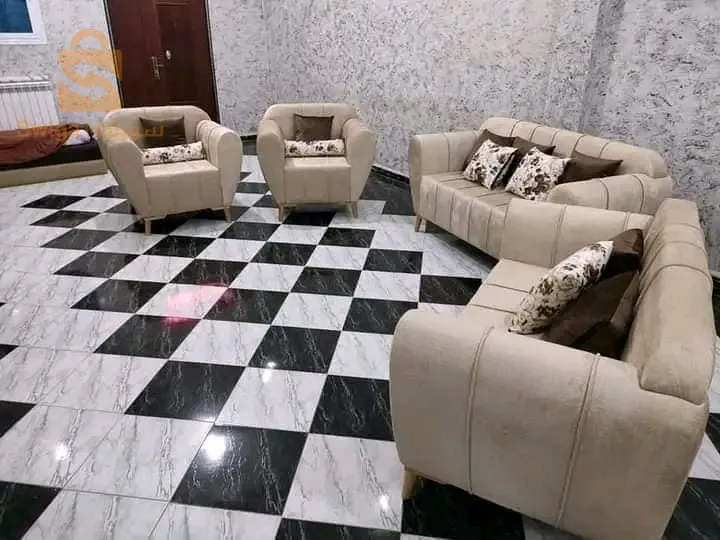 سلعة لوزي