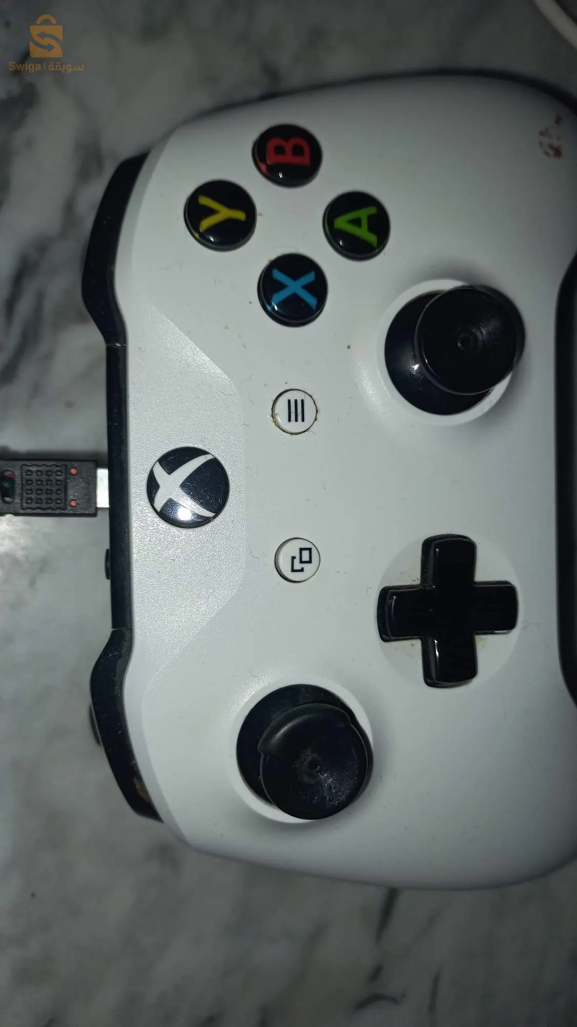 xbox one s avec deux manettes