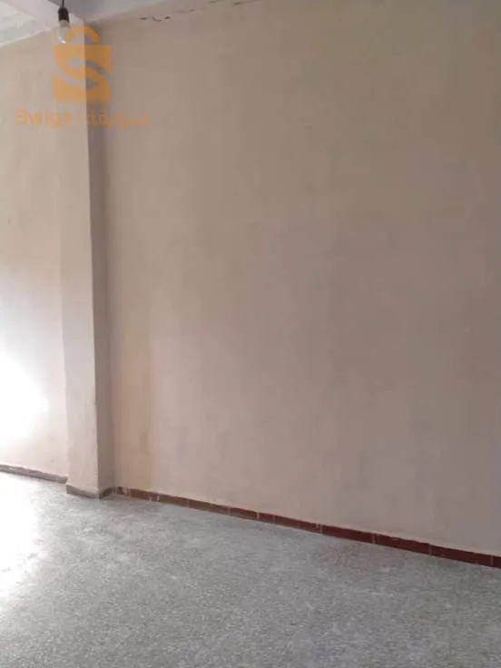 شتمة بالقرب من محطة الحافلات